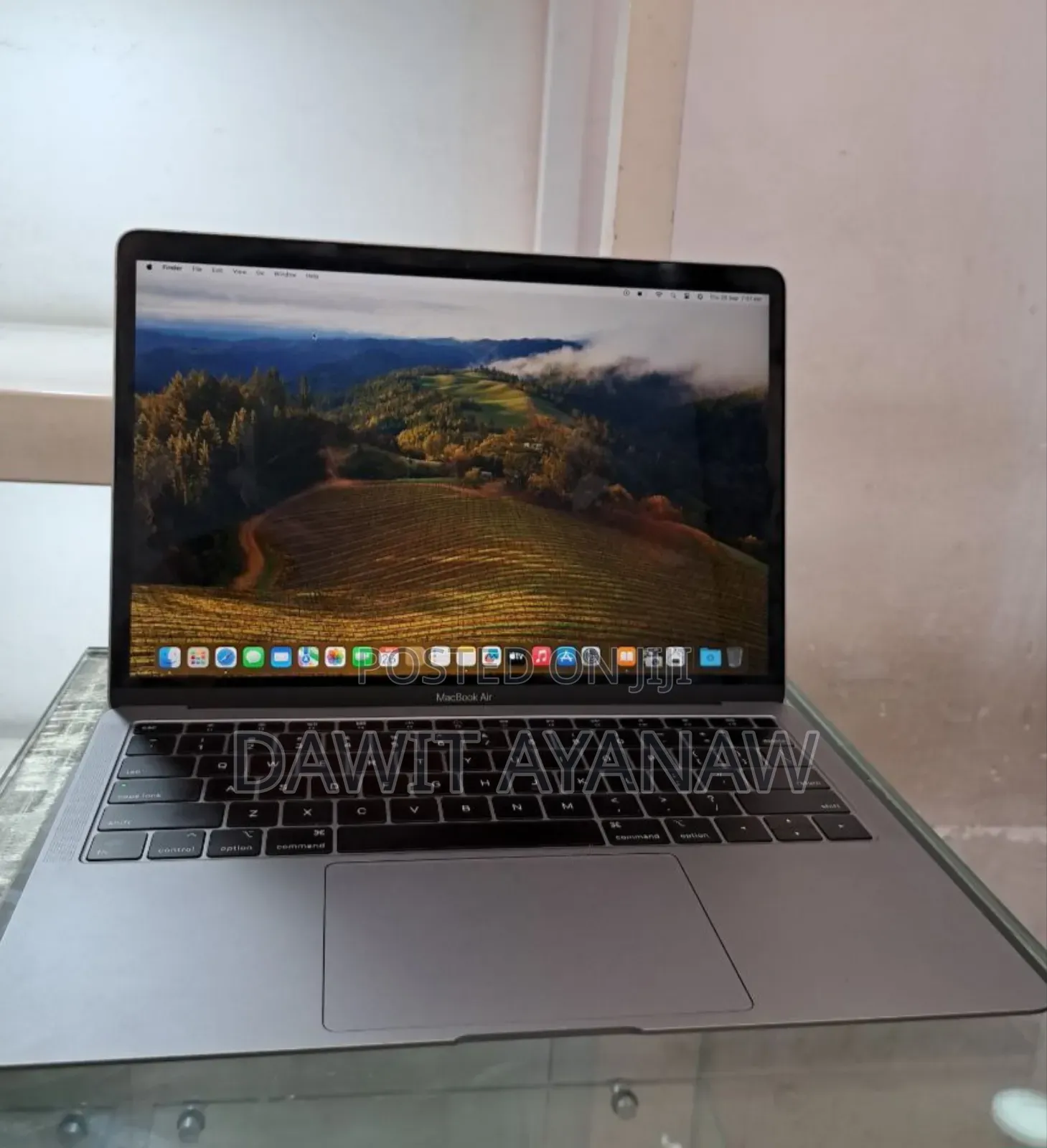 New Laptop Apple MacBook Air 2019 8GB Intel Core I5 SSD 128GB