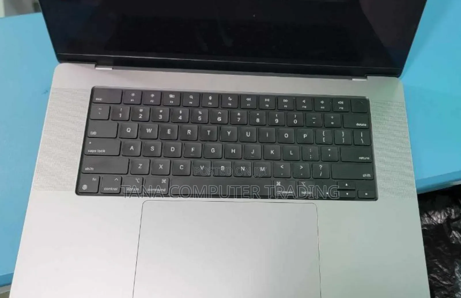 New Laptop Apple MacBook Pro 2021 M1 16GB Apple M1 Pro SSD 1T