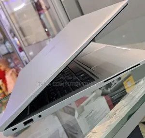 New Laptop HP EliteBook 850 G8 16GB Intel Core I7 SSD 1T