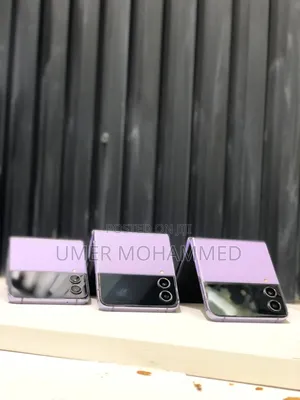 New Samsung Galaxy Z Flip4 256 GB Purple