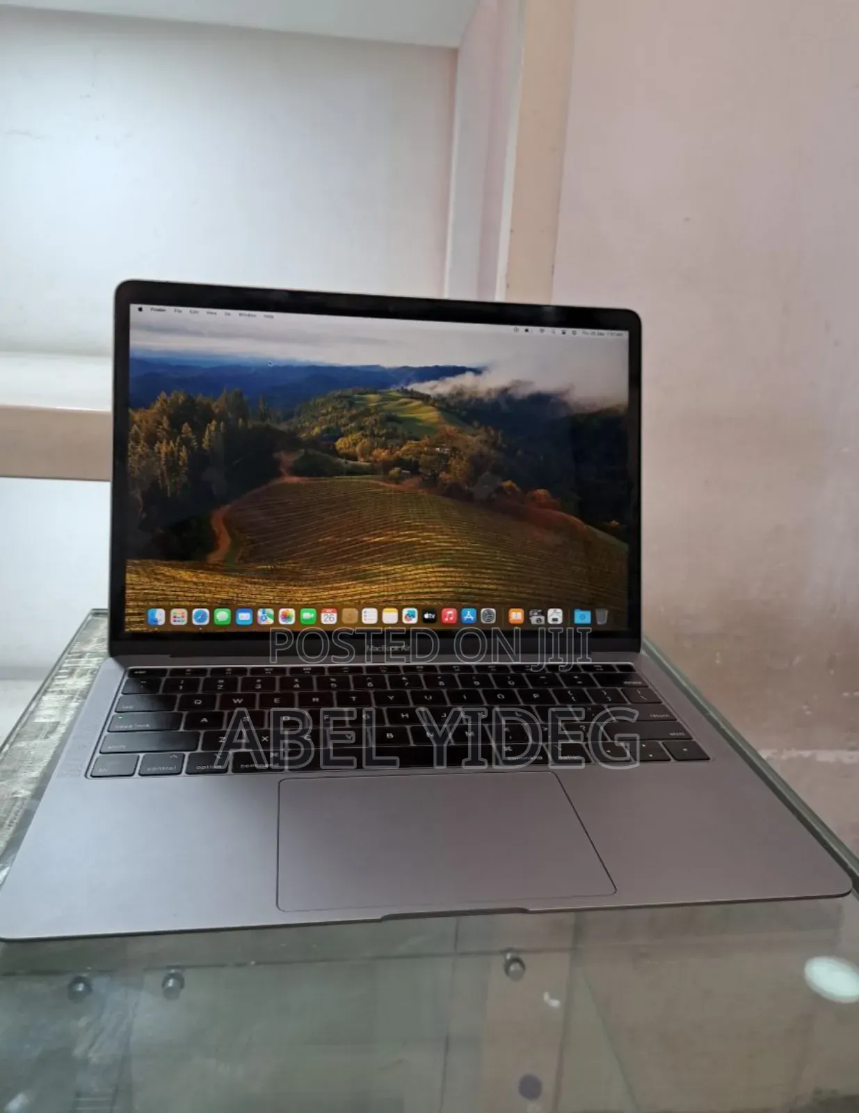 New Laptop Apple MacBook Air 2019 8GB Intel Core I5 SSD 128GB