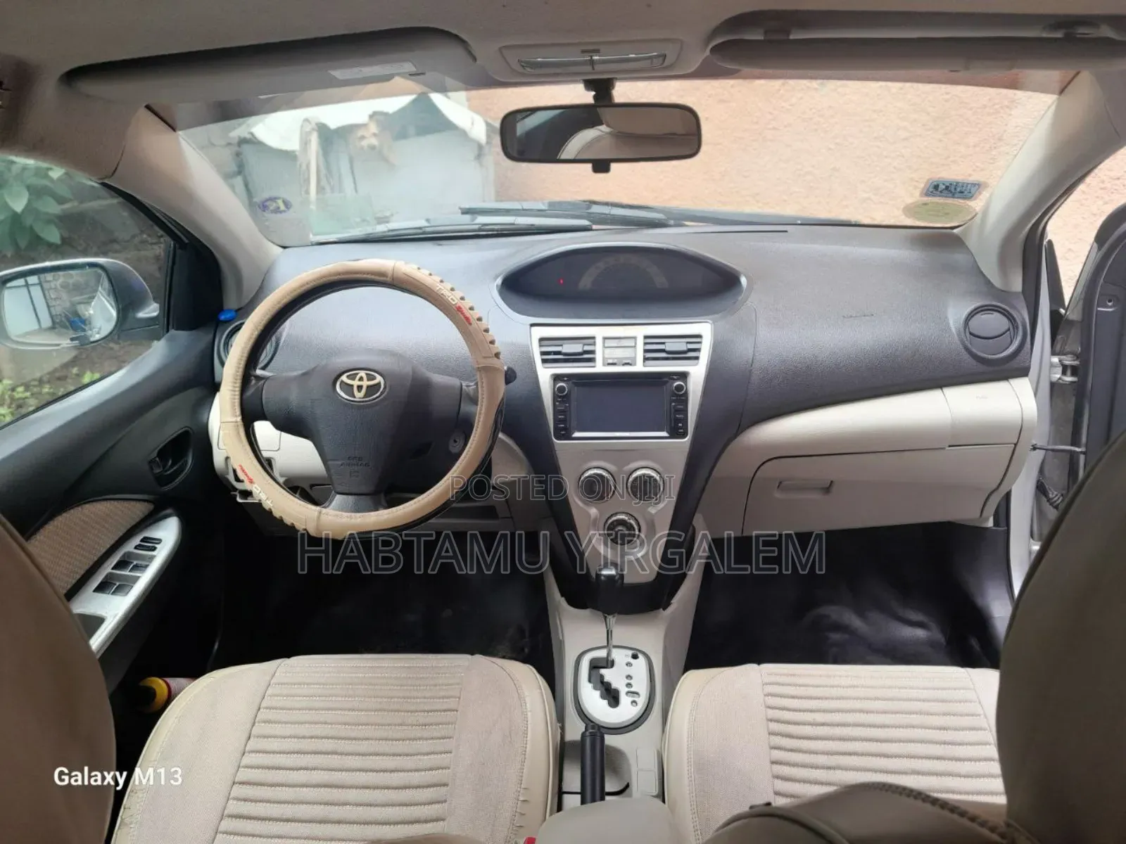 Toyota Yaris 2010 Silver