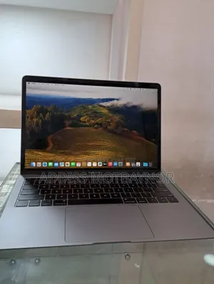 New Laptop Apple MacBook Pro 2019 8GB Intel Core I5 SSD 128GB