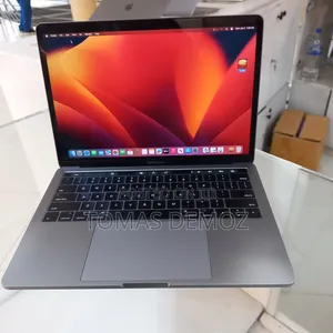 New Laptop Apple MacBook Pro 2017 8GB Intel Core I5 SSD 256GB