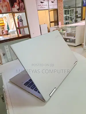 New Laptop Yoga 8GB Intel Core I5 SSD 512GB