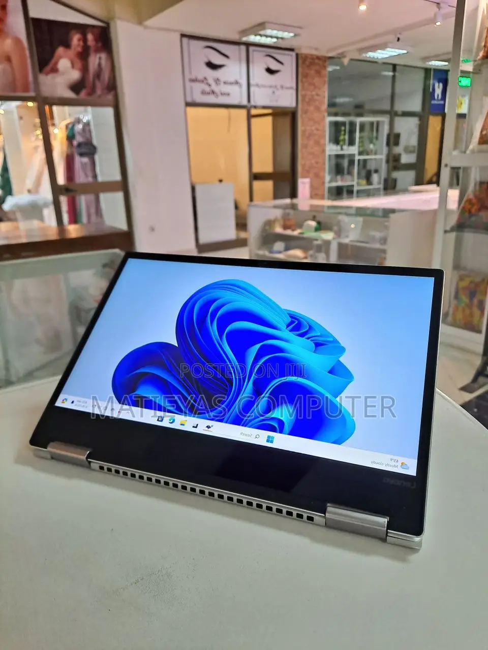 New Laptop Yoga 8GB Intel Core I5 SSD 512GB
