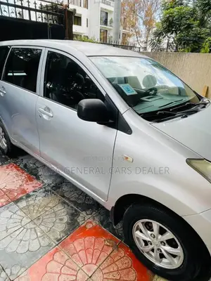 Toyota Avanza 2013 White