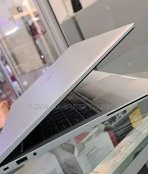 New Laptop HP EliteBook 850 G8 16GB Intel Core I7 SSD 1T