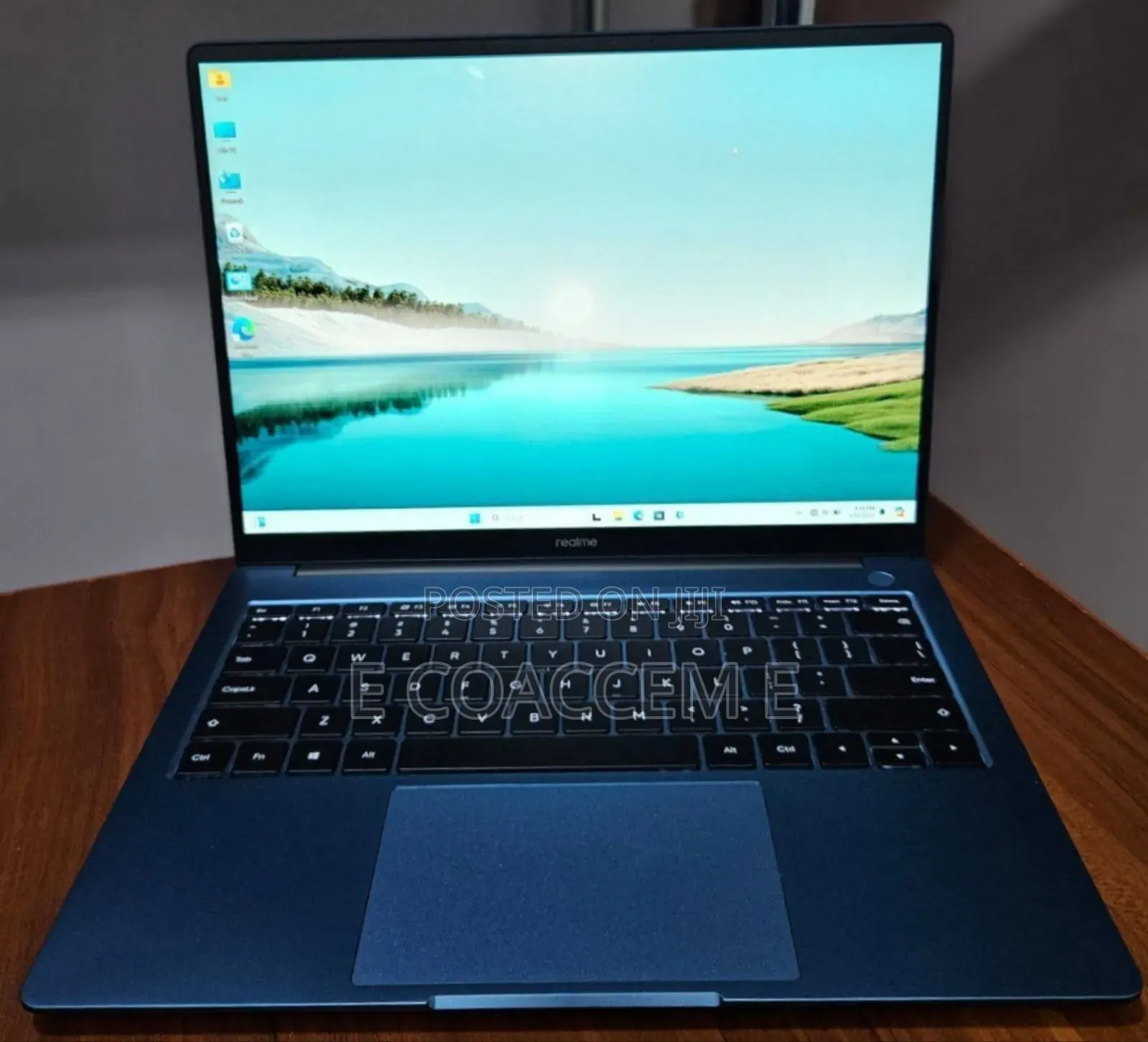 New Laptop Apple MacBook 8GB Intel Core I5 SSD 512GB