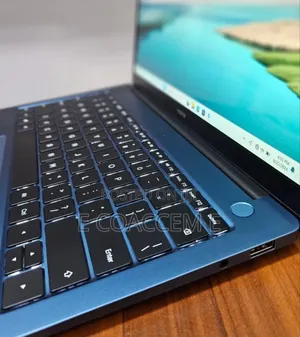 New Laptop Apple MacBook 8GB Intel Core I5 SSD 512GB