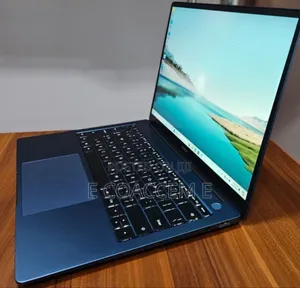 New Laptop Apple MacBook 8GB Intel Core I5 SSD 512GB