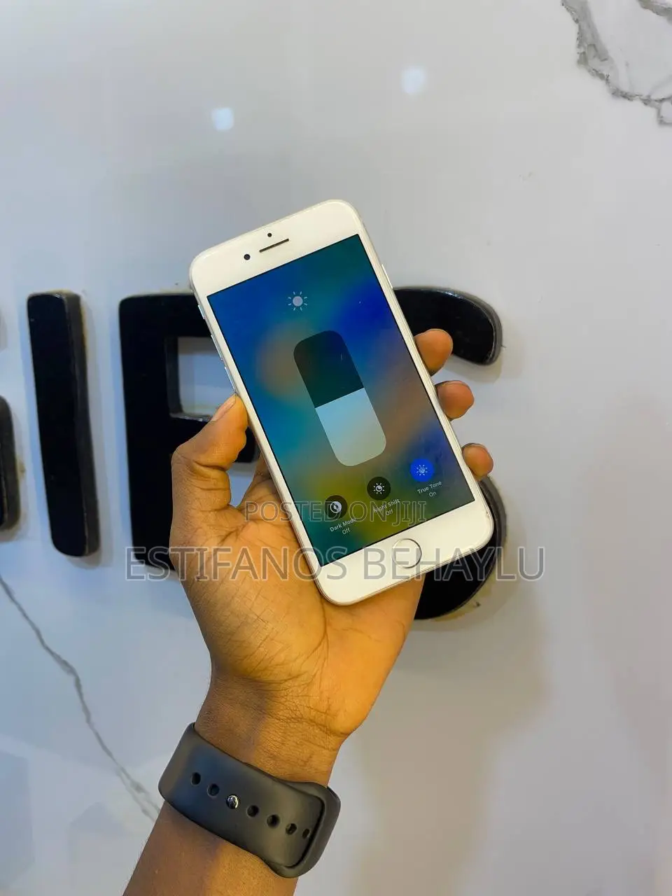 Apple iPhone 8 64 GB Gold