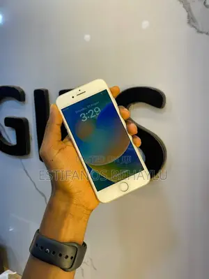 Apple iPhone 8 64 GB Gold