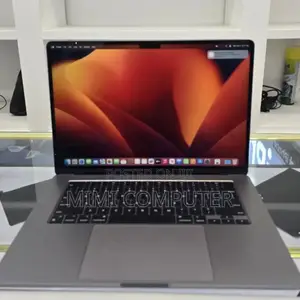 New Laptop Apple MacBook Air 2022 M2 8GB Apple M2 SSD 256GB