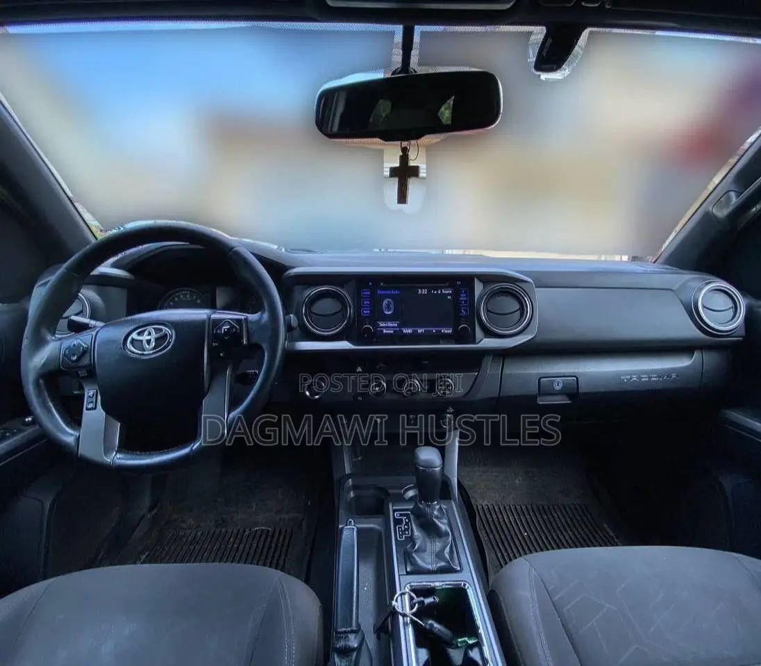 Toyota Tacoma 2016 Gray