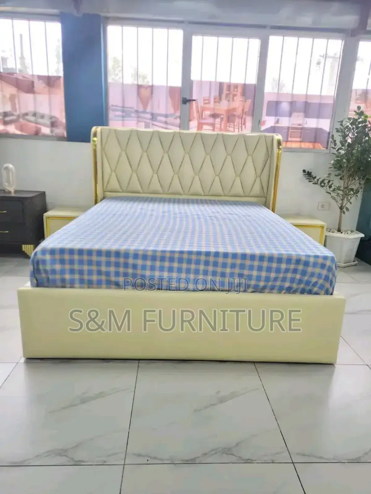 Modern Full Leather 1.50 Meter Bed With 2 Side Drawers.