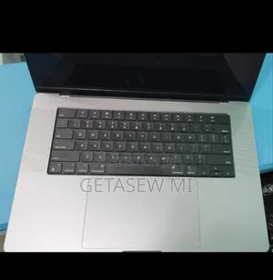 New Laptop Apple MacBook Pro M1 16GB Apple M1 Pro SSD 1T