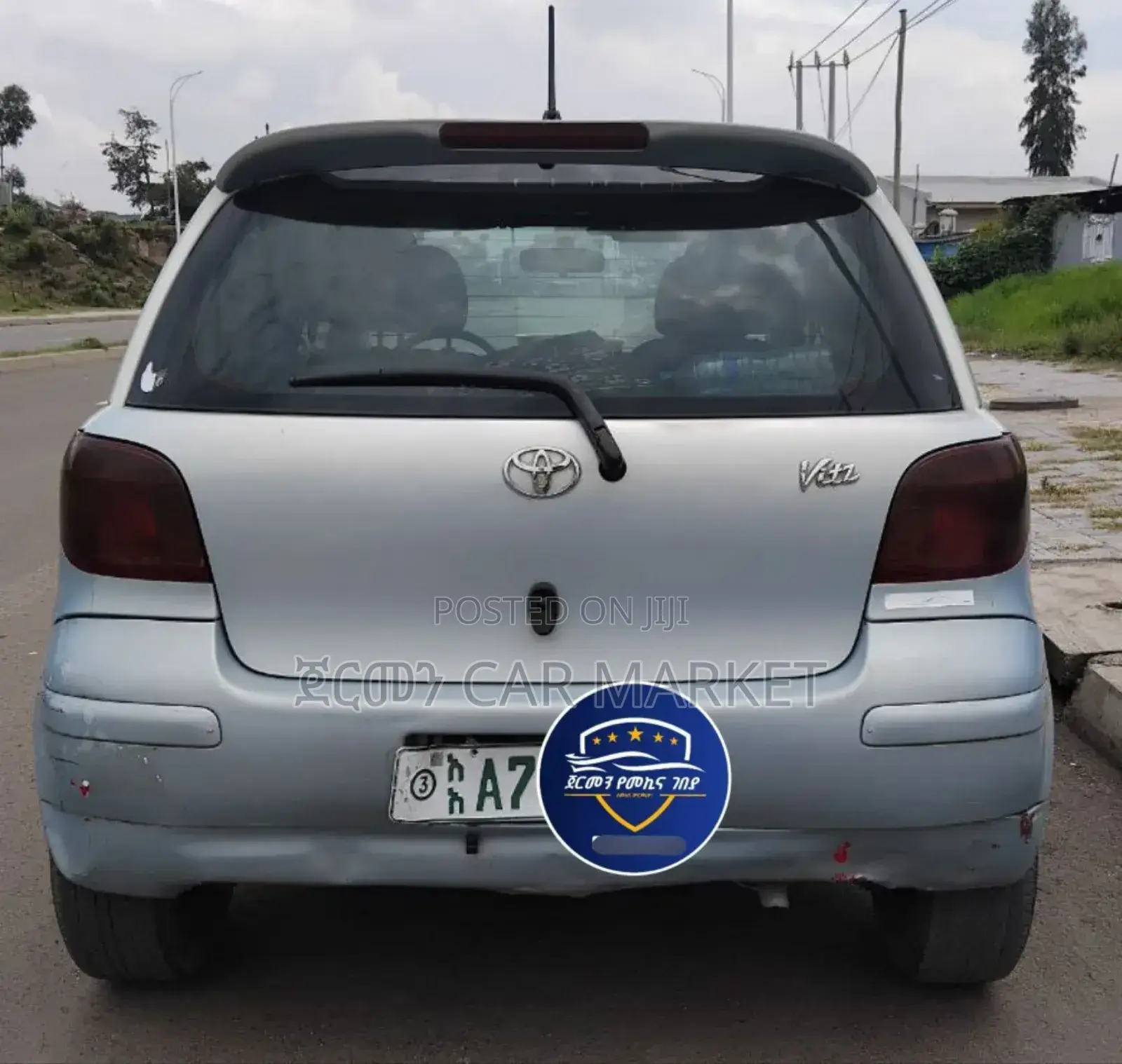 Toyota Vitz 2004 Blue