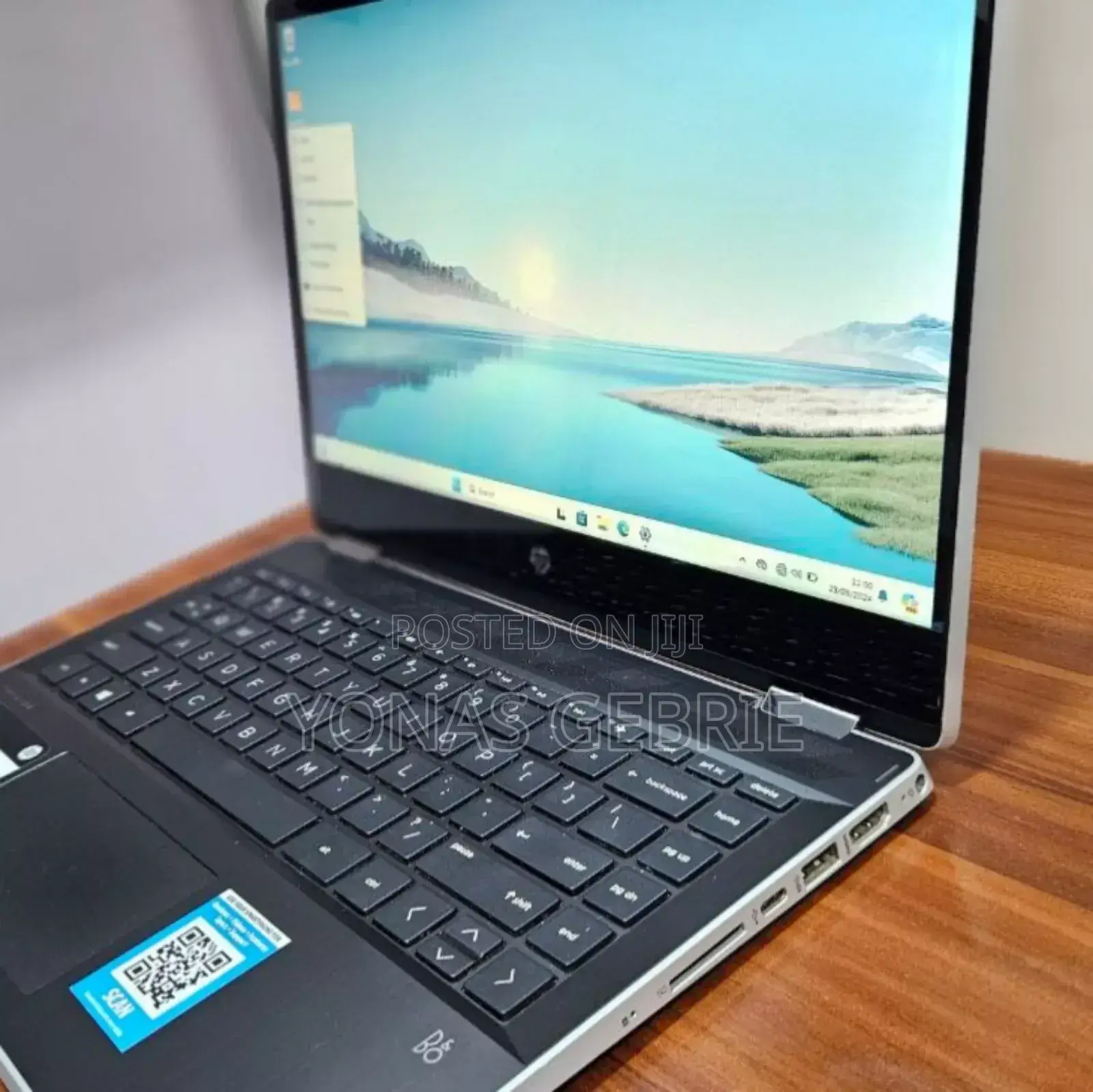 New Laptop HP Pavilion 10 8GB Intel Core I5 SSD 256GB