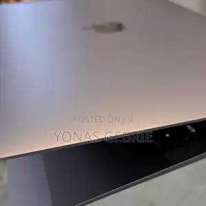 New Laptop Apple MacBook Air 8GB Intel Core I5 SSD 256GB