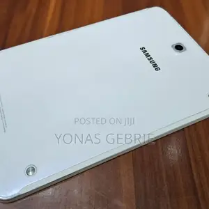 Photo - New Laptop Samsung 2GB Intel Core I3 SSD 32GB