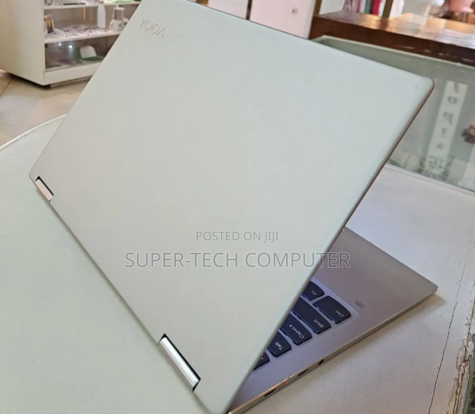 New Laptop Lenovo Yoga 730 8GB Intel Core I5 SSD 512GB