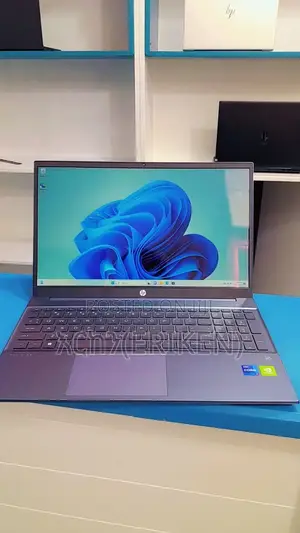 New Laptop HP Pavilion 15 32GB Intel Core I7 SSD 1T