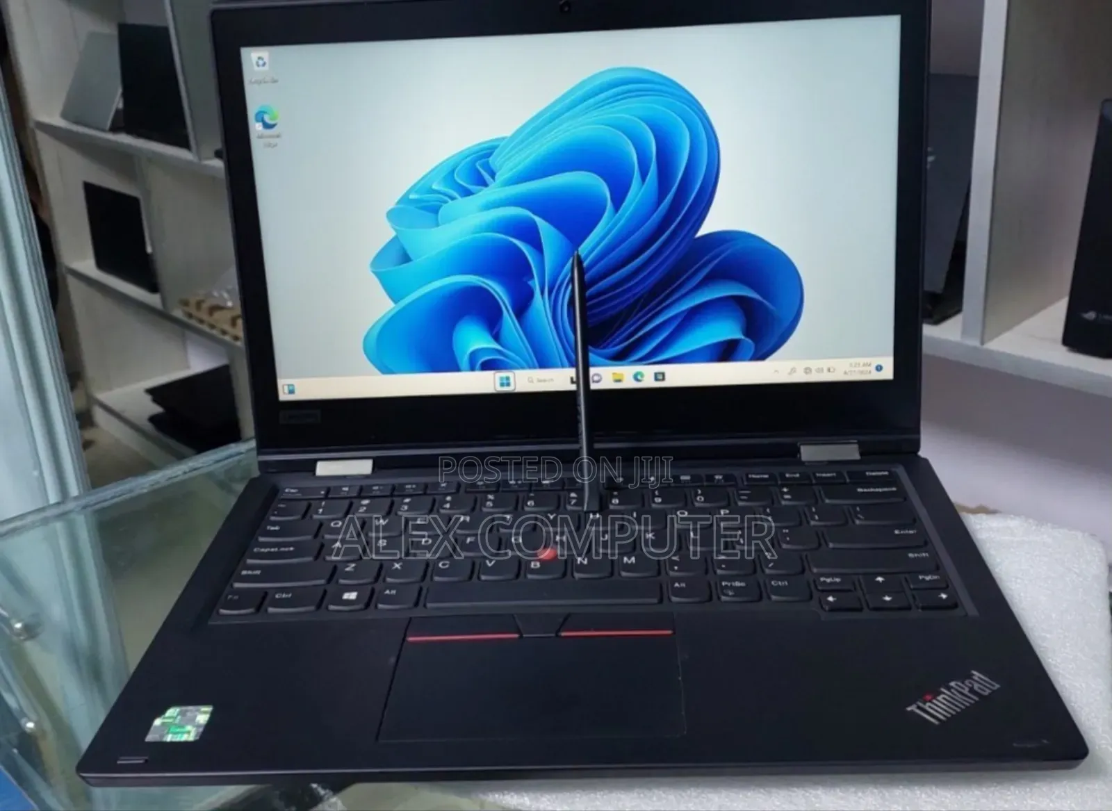 New Laptop Lenovo ThinkPad X380 Yoga 8GB Intel Core I5 SSD 512GB