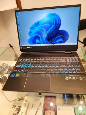 New Laptop Acer Predator Helios 300 16GB Intel Core I7 SSD 512GB
