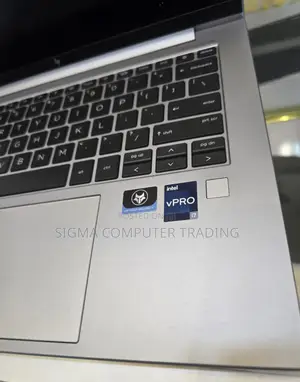 New Laptop HP ZBook 14 16GB Intel Core I7 SSD 512GB