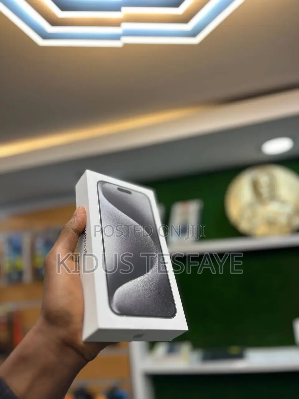 New Apple iPhone 15 Pro Max 256 GB Black