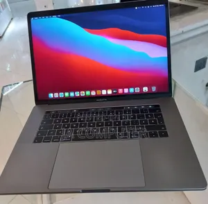 New Laptop Apple MacBook Pro 2016 16GB Intel Core I7 SSD 512GB