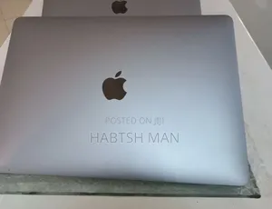 New Laptop Apple MacBook Pro 2017 8GB Intel Core I5 SSD 256GB