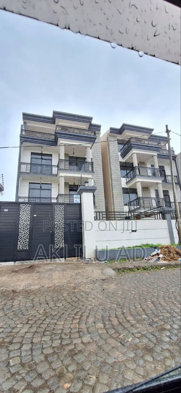 Furnished 6bdrm Townhouse/Terrace in Bole Ayat for sale