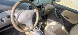 Toyota Platz 2001 Silver