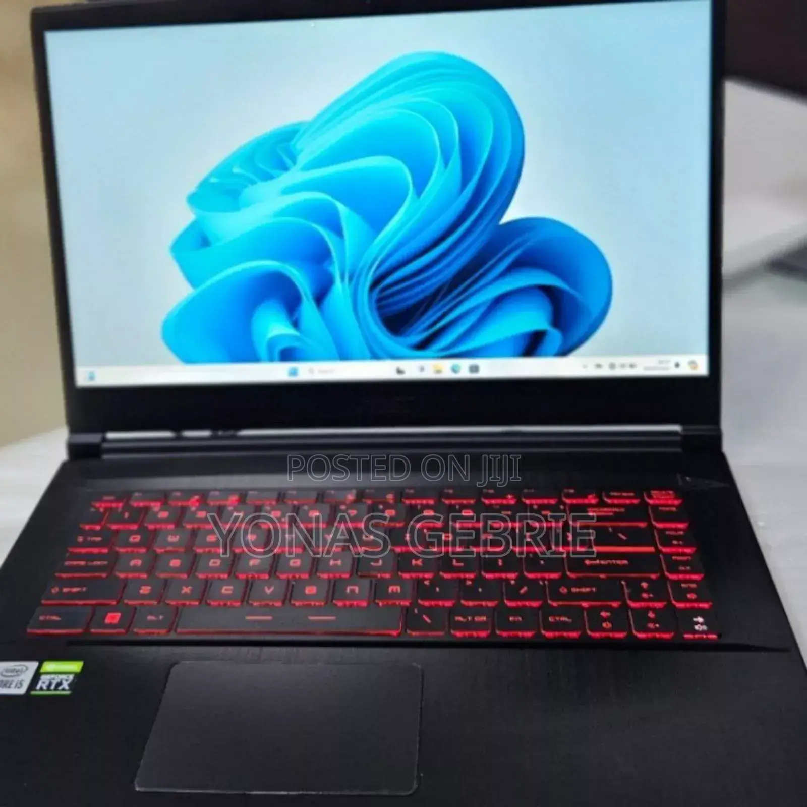 New Laptop MSI MSI Sword 17 16GB Intel Core i5 SSD 512GB