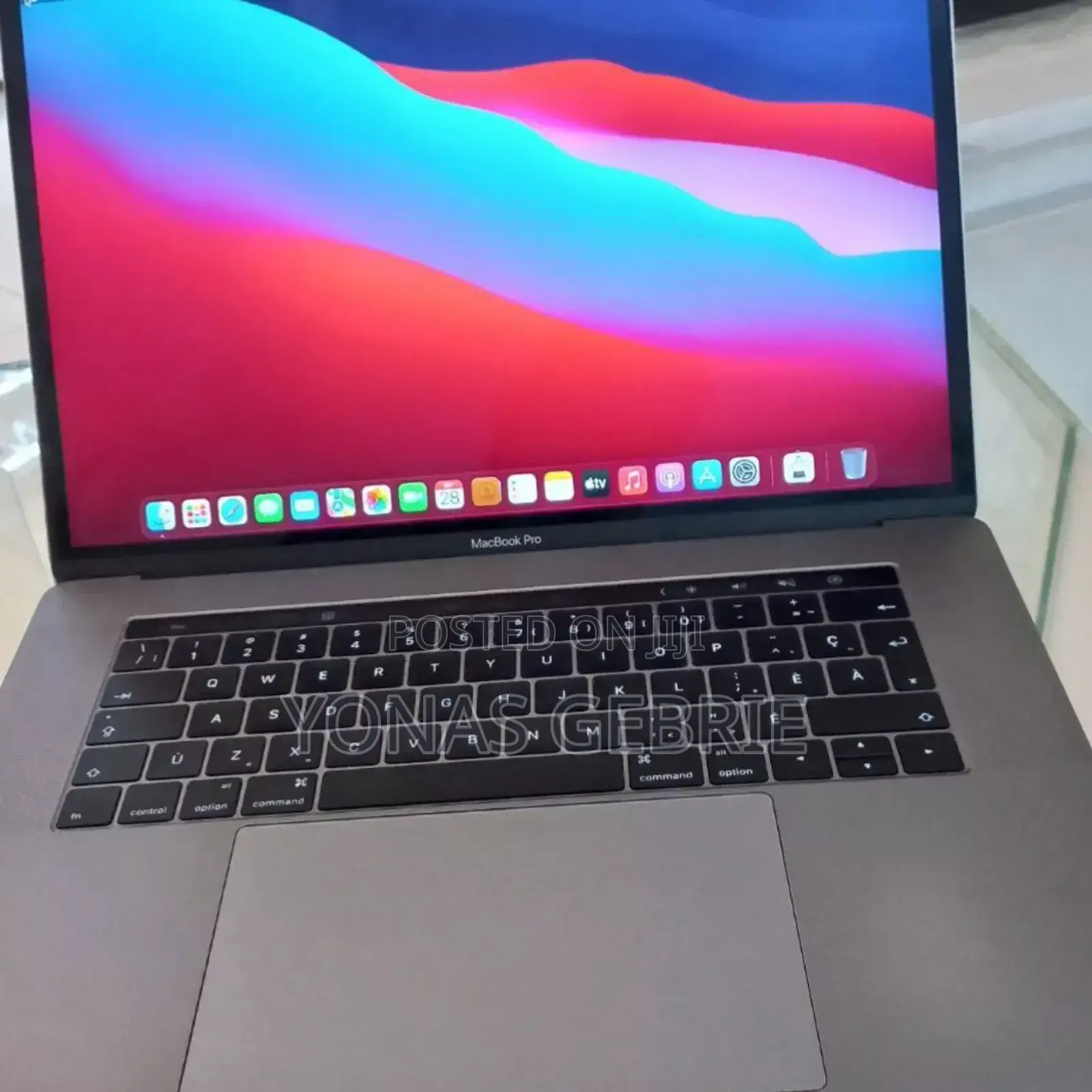 New Laptop Apple MacBook Pro 2016 16GB Intel Core I7 SSD 512GB