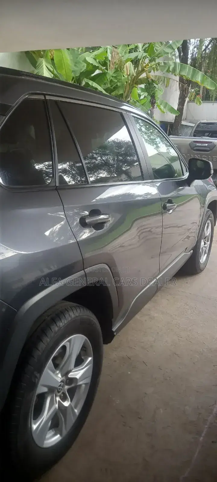 Toyota RAV4 2022 Gray