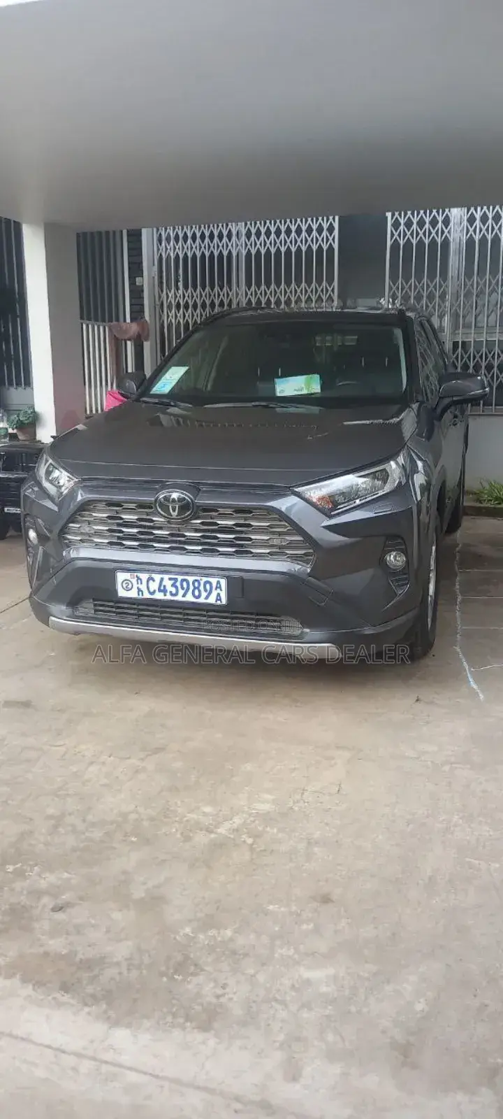 Toyota RAV4 2022 Gray