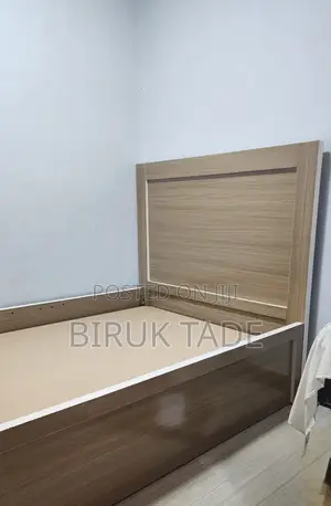 Photo - 120 Size Bed Laminated MDF With One Comedino