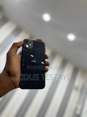 Apple iPhone 11 64 GB Black