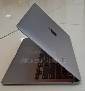 New Laptop Apple MacBook Air 2020 M1 8GB Intel Core I7 SSD 256GB