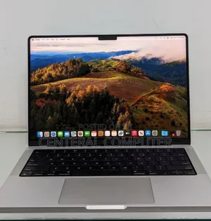 Photo - New Laptop Apple MacBook Pro 2020 16GB Intel Core I7 SSD 512GB