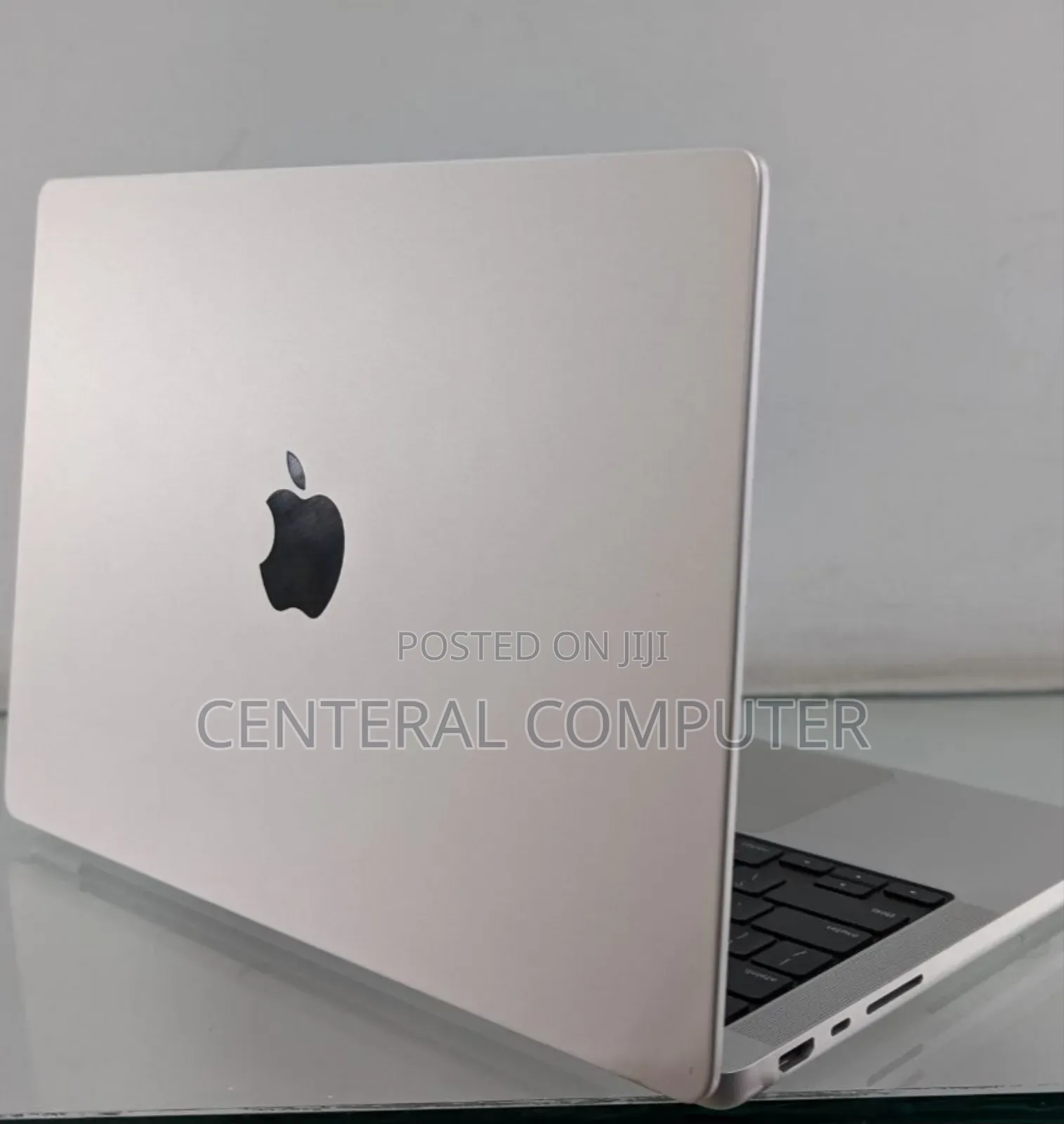 New Laptop Apple MacBook Pro 2020 16GB Intel Core I7 SSD 512GB