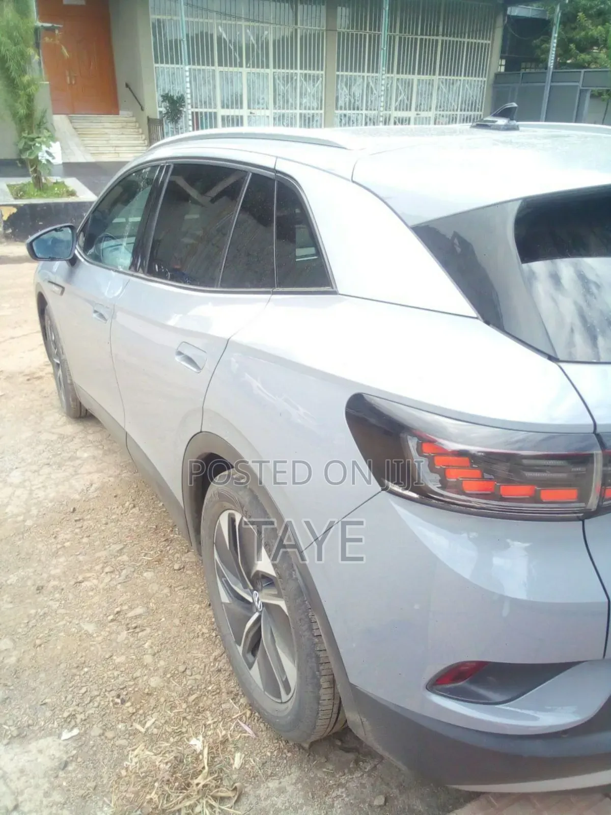 Volkswagen ID.6 2023 Gray