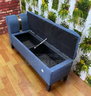 Photo - Kursi, Duka, ዱካ