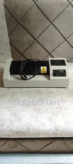 Photo - A4 Laminator