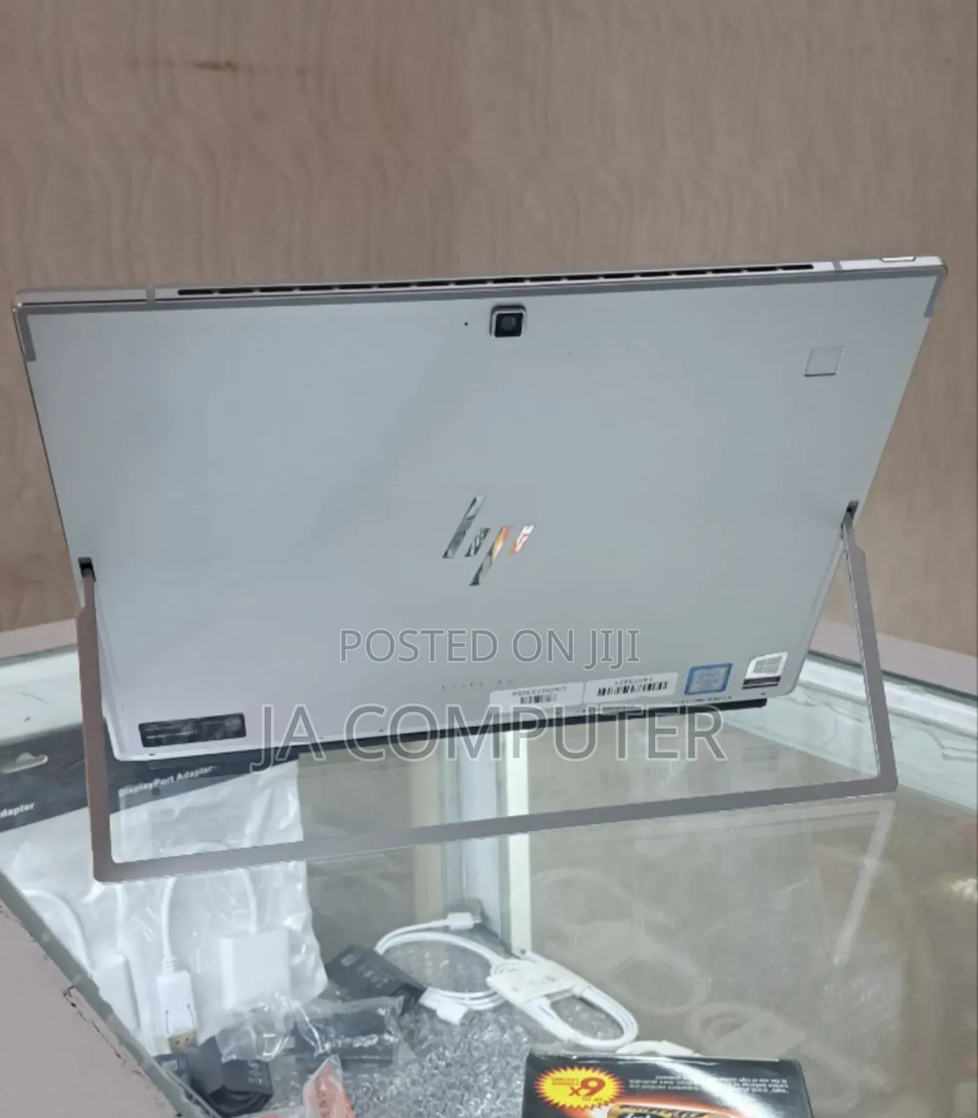 New Laptop HP X2 210 G2 16GB Intel Core I5 SSD 256GB