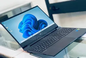 New Laptop HP Victus 15 16GB Intel Core I7 SSD 512GB