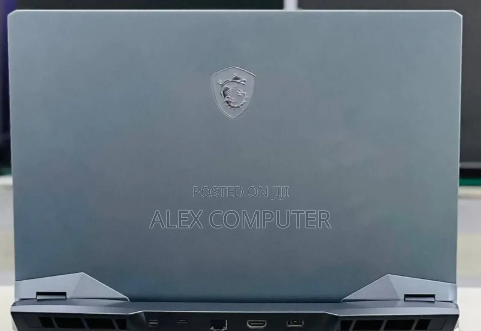 New Laptop MSI Raider GE76 12UGS 16GB Intel Core I7 SSD 1T